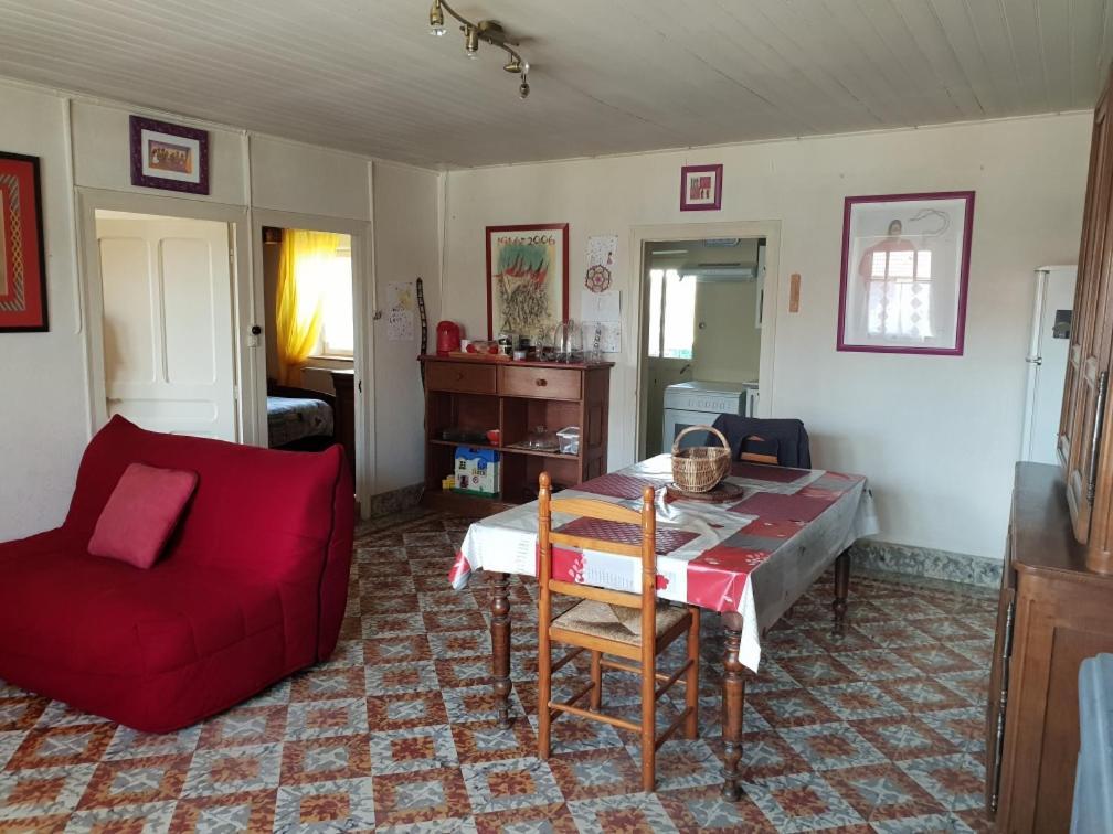 Villa Complexe Familial Charmes  Esterno foto